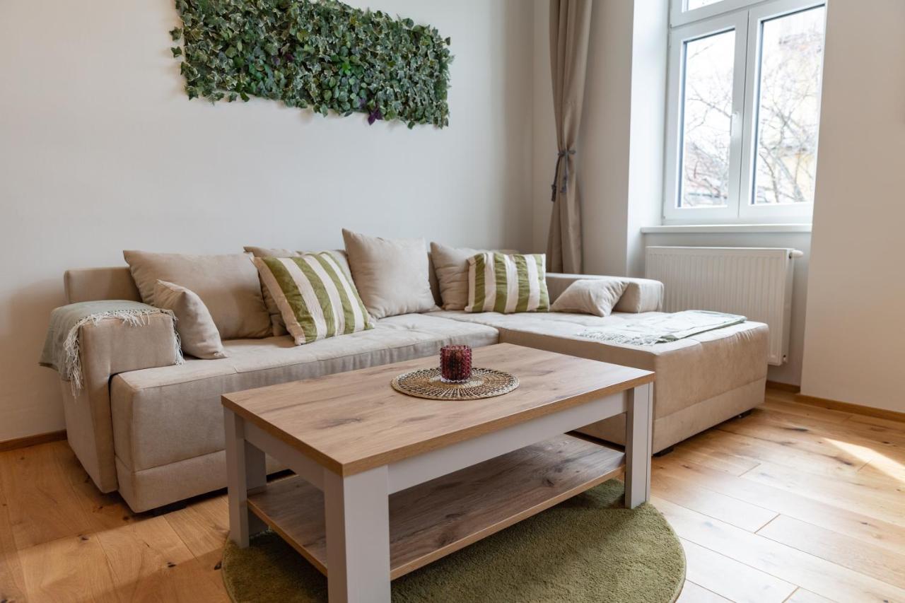 Appartement Cozy, Generous - 10 Min To City-centre - Contactless 24h Check-in *