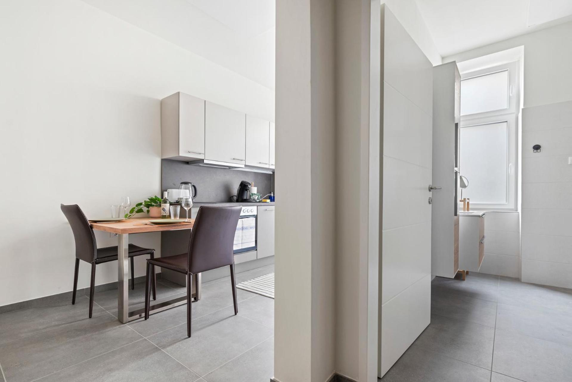 Appartement Cozy, Generous - 10 Min To City-centre - Contactless 24h Check-in *